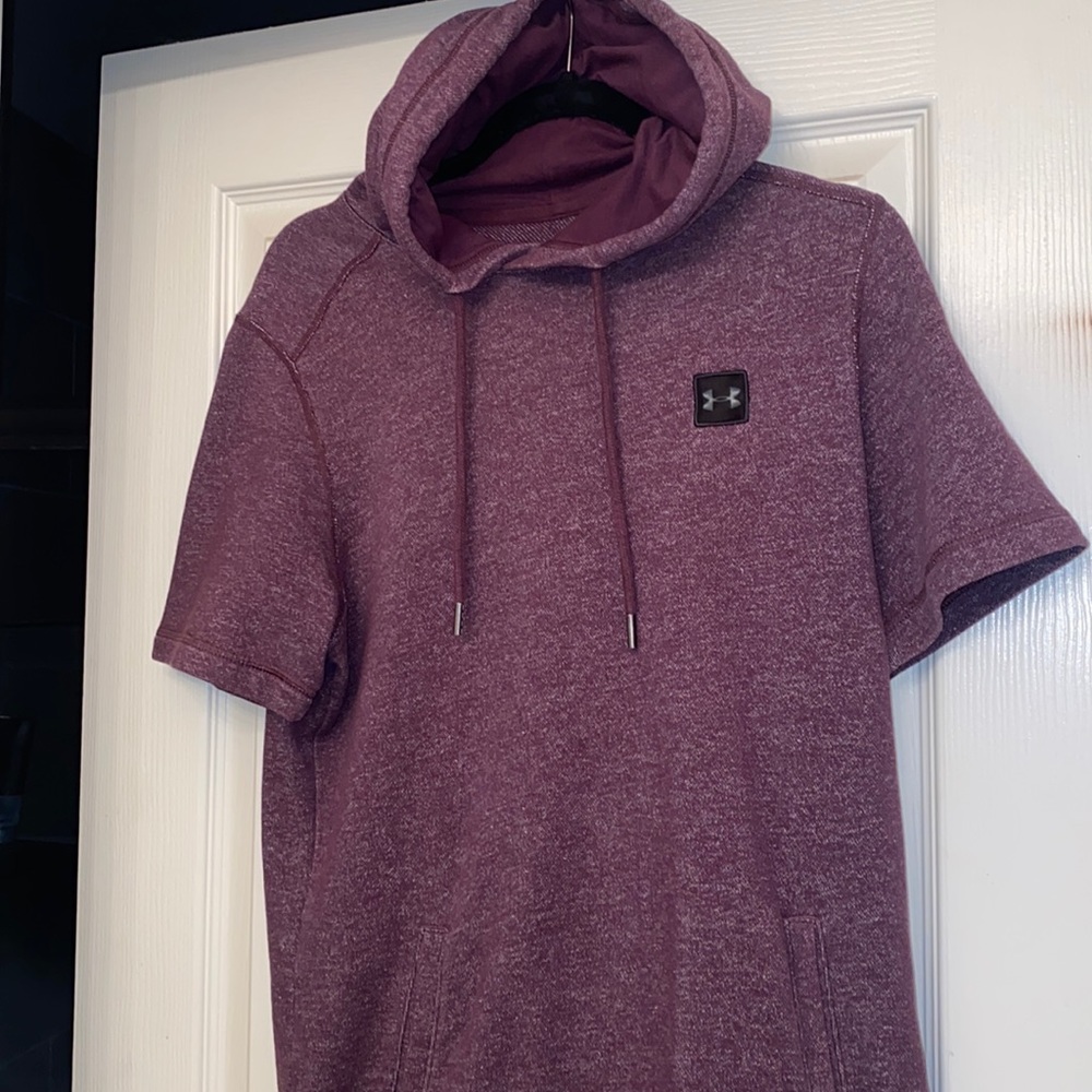 Underarmour Half sleeve Hoodie